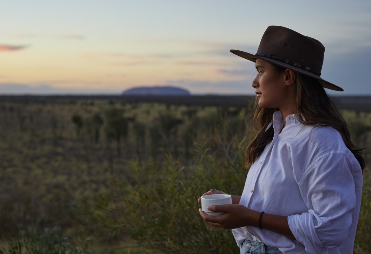 Women breakfast Uluru