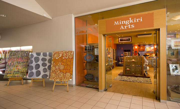 Mingkiri Arts gallery