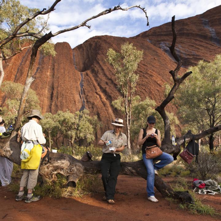 Visitors on the Uluru Trek